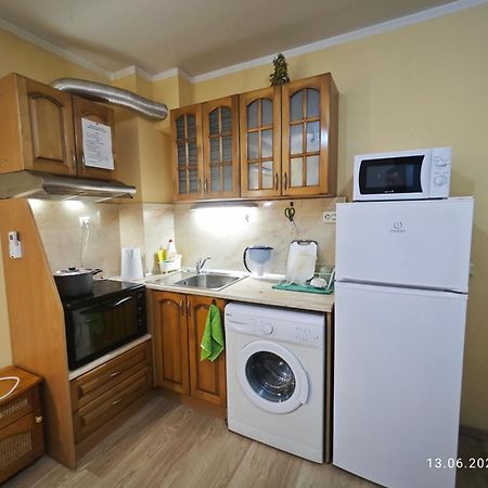Apartment In The Center 2 바르나 외부 사진